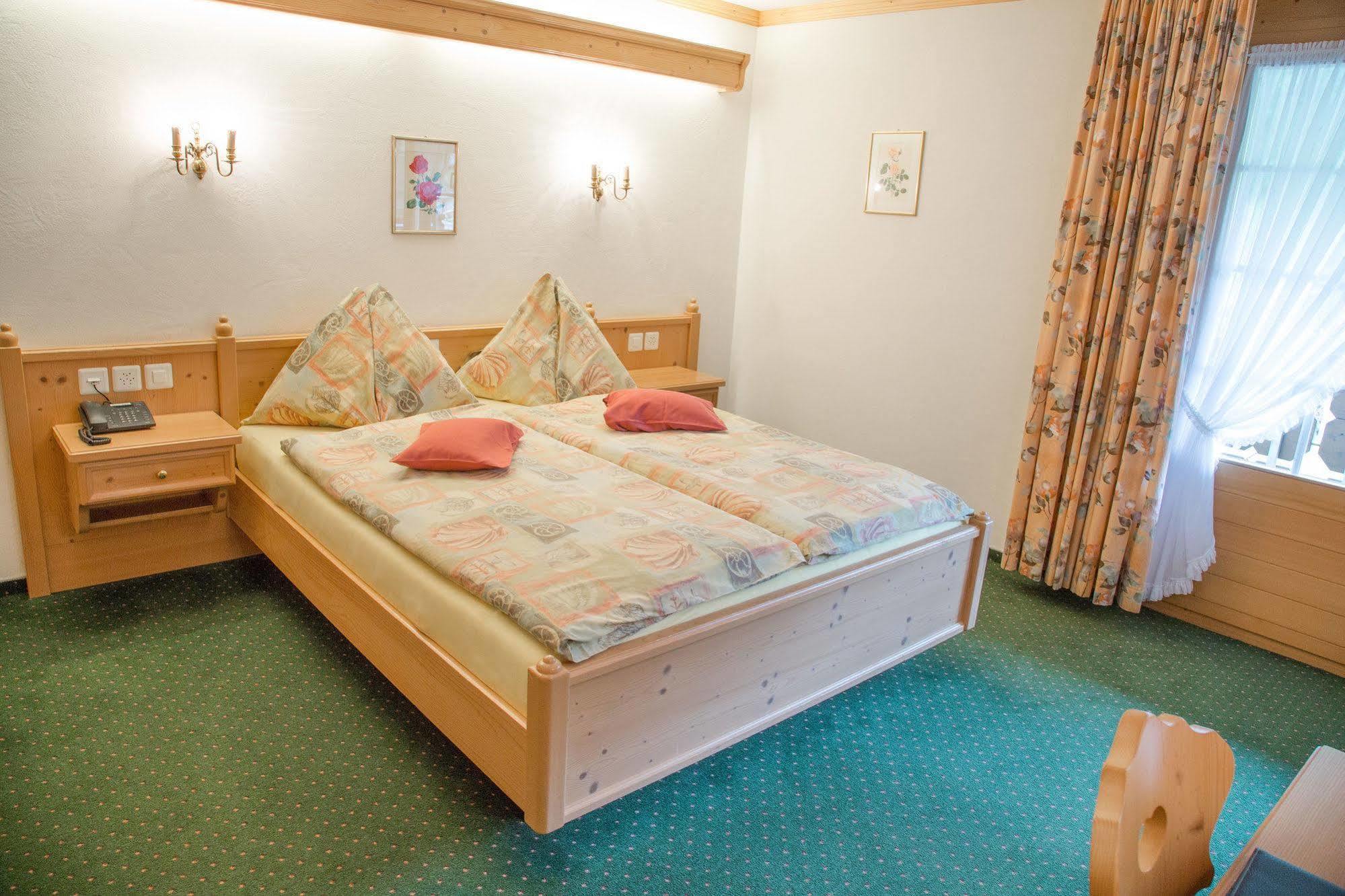 Hotel Simmenhof Lenk Kültér fotó